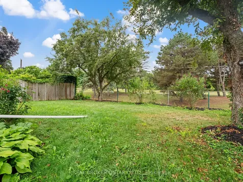 68 Ziraldo Road St. Catharines ON L2N 6T1