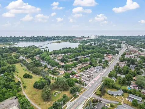 68 Ziraldo Road St. Catharines ON L2N 6T1