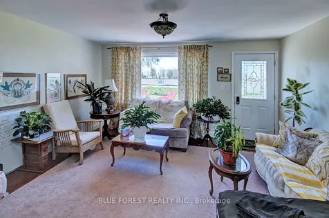 18487 Raglan Road Chatham-kent ON N0P 1A0