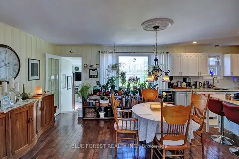 18487 Raglan Road Chatham-kent ON N0P 1A0