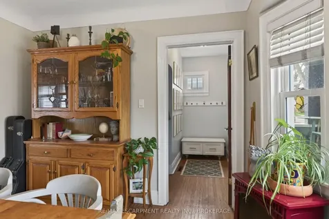 206 York Street St. Catharines ON L2R 6G4