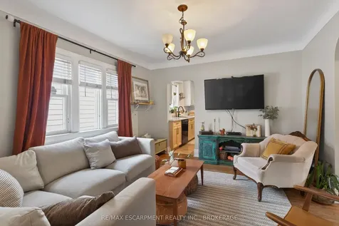 206 York Street St. Catharines ON L2R 6G4