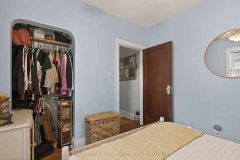 206 York Street St. Catharines ON L2R 6G4