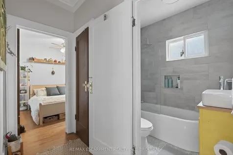 206 York Street St. Catharines ON L2R 6G4