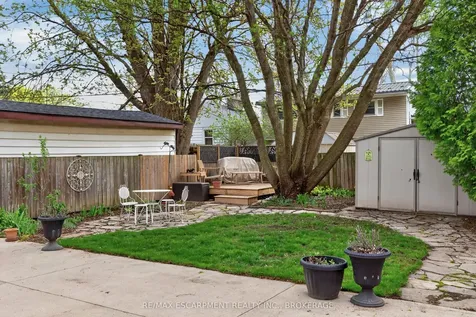 206 York Street St. Catharines ON L2R 6G4