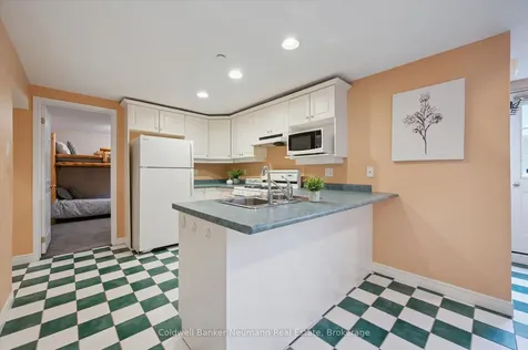 22 Sandpiper Drive Guelph ON N1C 1E2