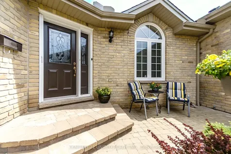 227 Carnegie Avenue Peterborough ON K9L 0B3