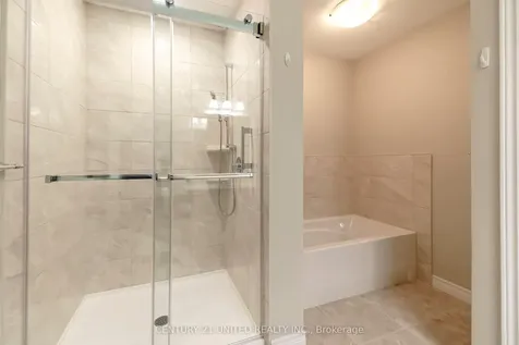 227 Carnegie Avenue Peterborough ON K9L 0B3