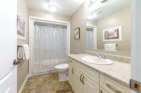 227 Carnegie Avenue Peterborough ON K9L 0B3