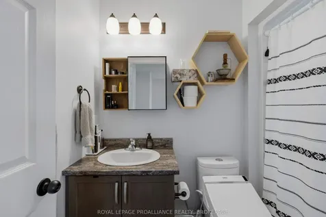 318 Janette Street Kingston ON K7P 0K8