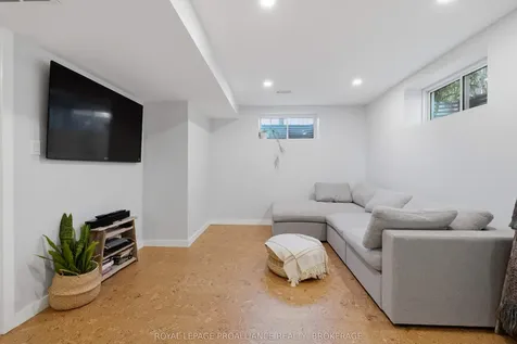 318 Janette Street Kingston ON K7P 0K8