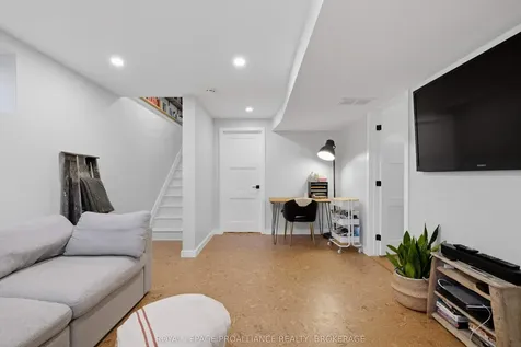 318 Janette Street Kingston ON K7P 0K8