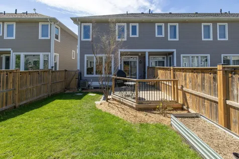 318 Janette Street Kingston ON K7P 0K8