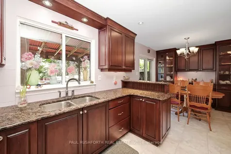 25 Seabrooke Drive Kanata ON K2L 2H8