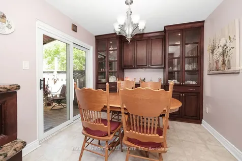 25 Seabrooke Drive Kanata ON K2L 2H8