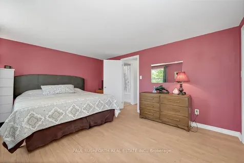 25 Seabrooke Drive Kanata ON K2L 2H8