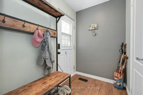 25 Seabrooke Drive Kanata ON K2L 2H8