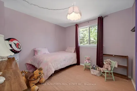 25 Seabrooke Drive Kanata ON K2L 2H8