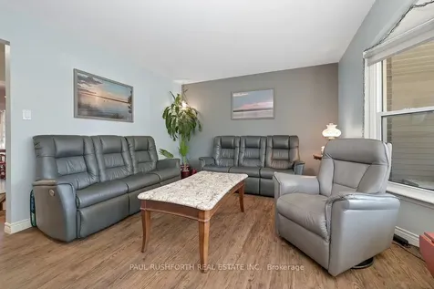 25 Seabrooke Drive Kanata ON K2L 2H8