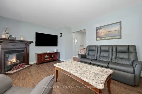 25 Seabrooke Drive Kanata ON K2L 2H8