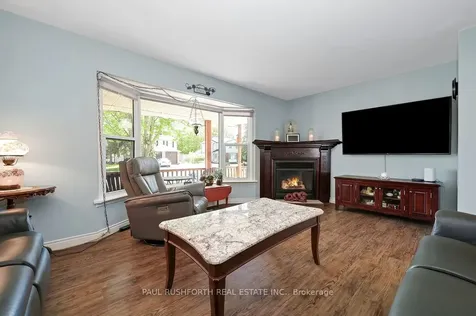 25 Seabrooke Drive Kanata ON K2L 2H8