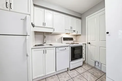 301 Parkwood Crescent Hamilton ON L8V 5B5