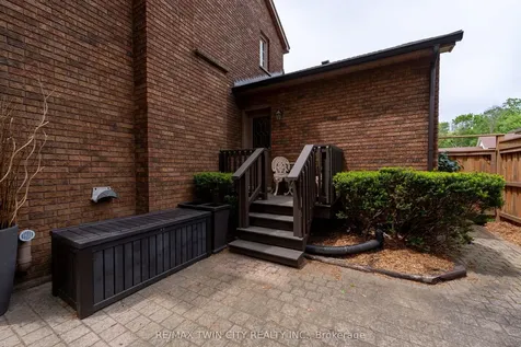 Gardens Brantford ON N3T 6B2
