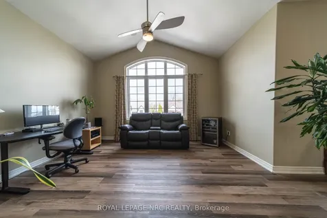 325 Hillsdale Road Welland ON L3C 7M2
