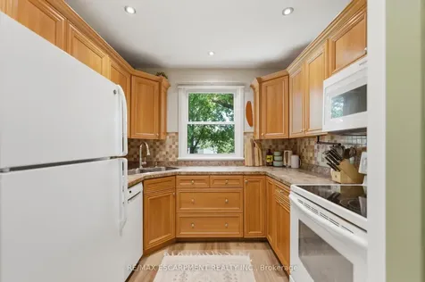 23 Marion Crescent Hamilton ON L9H 1H9