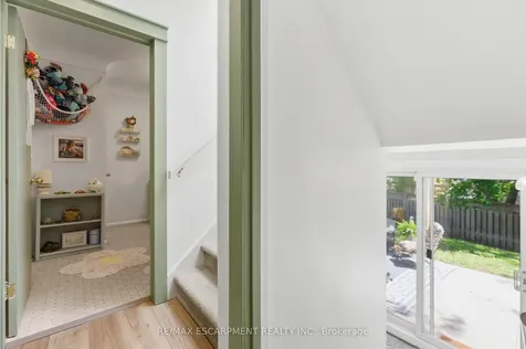 23 Marion Crescent Hamilton ON L9H 1H9