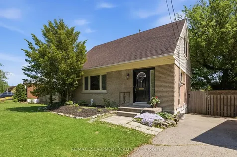 23 Marion Crescent Hamilton ON L9H 1H9