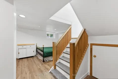 23 Marion Crescent Hamilton ON L9H 1H9