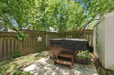 23 Marion Crescent Hamilton ON L9H 1H9