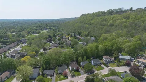 23 Marion Crescent Hamilton ON L9H 1H9