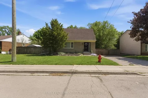 23 Marion Crescent Hamilton ON L9H 1H9