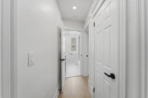 8 College Street St. Catharines ON L2R 2W7