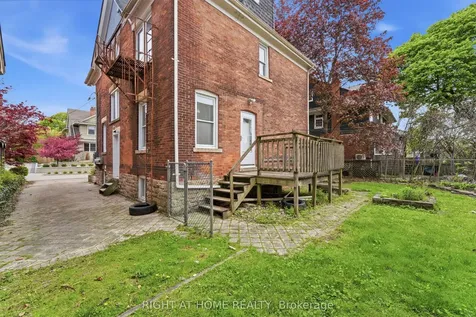 8 College Street St. Catharines ON L2R 2W7