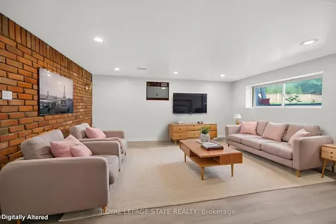 5558 White Church Road Hamilton ON L0R 1W0
