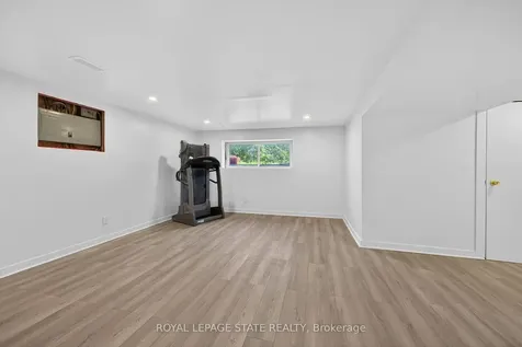 5558 White Church Road Hamilton ON L0R 1W0