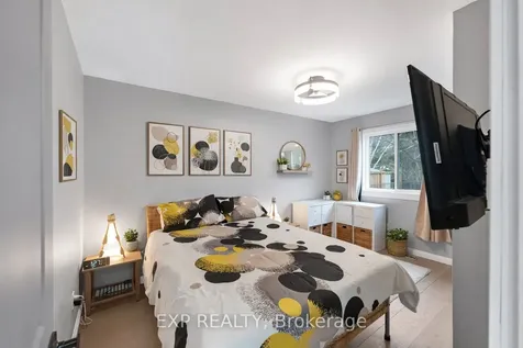 164 Colborne Street W Kawartha Lakes ON K9V 5Z8