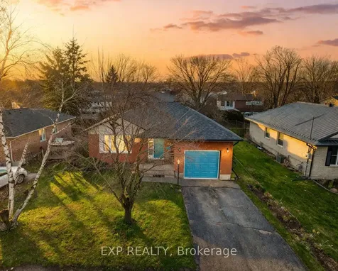 164 Colborne Street W Kawartha Lakes ON K9V 5Z8