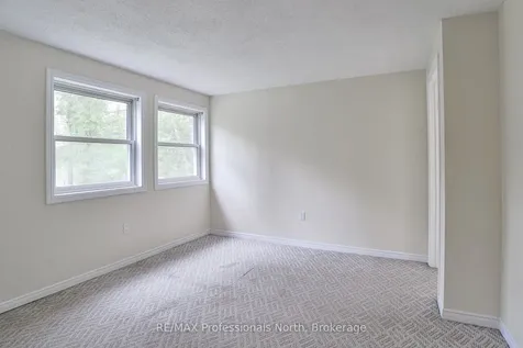 1011 Harmony Lane Private Bracebridge ON P1L 1W9