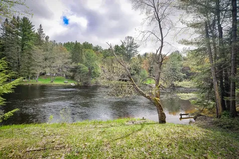1011 Harmony Lane Private Bracebridge ON P1L 1W9