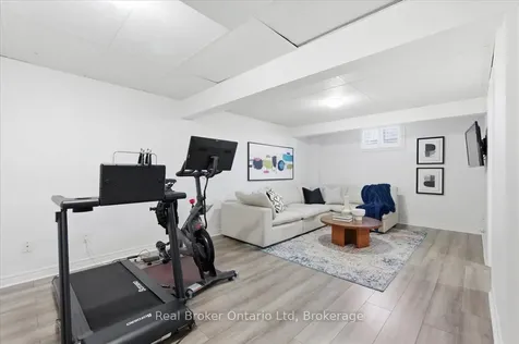 32 Laughland Lane Guelph ON N1L 0C9