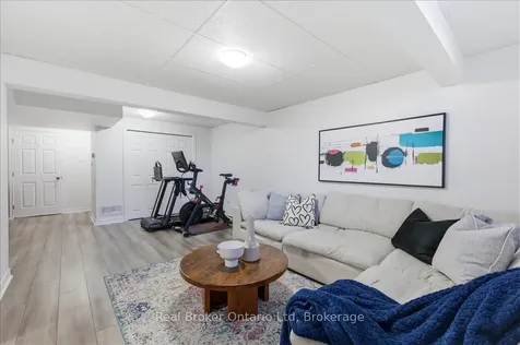 32 Laughland Lane Guelph ON N1L 0C9