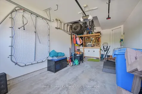 32 Laughland Lane Guelph ON N1L 0C9