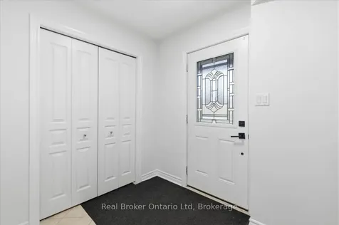 32 Laughland Lane Guelph ON N1L 0C9