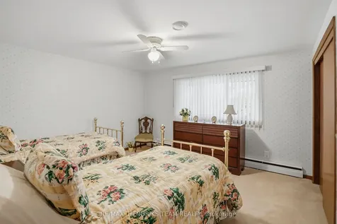 17 Jasmin Crescent St. Catharines ON L2T 2B9