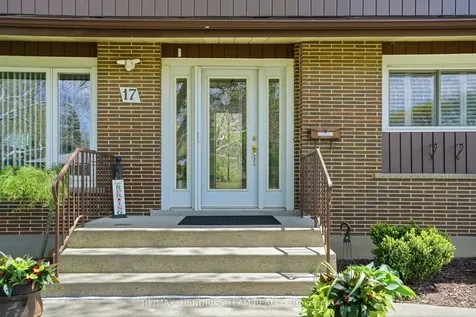 17 Jasmin Crescent St. Catharines ON L2T 2B9