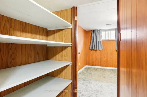 34 Beaconsfield Drive Hamilton ON L8T 2W9